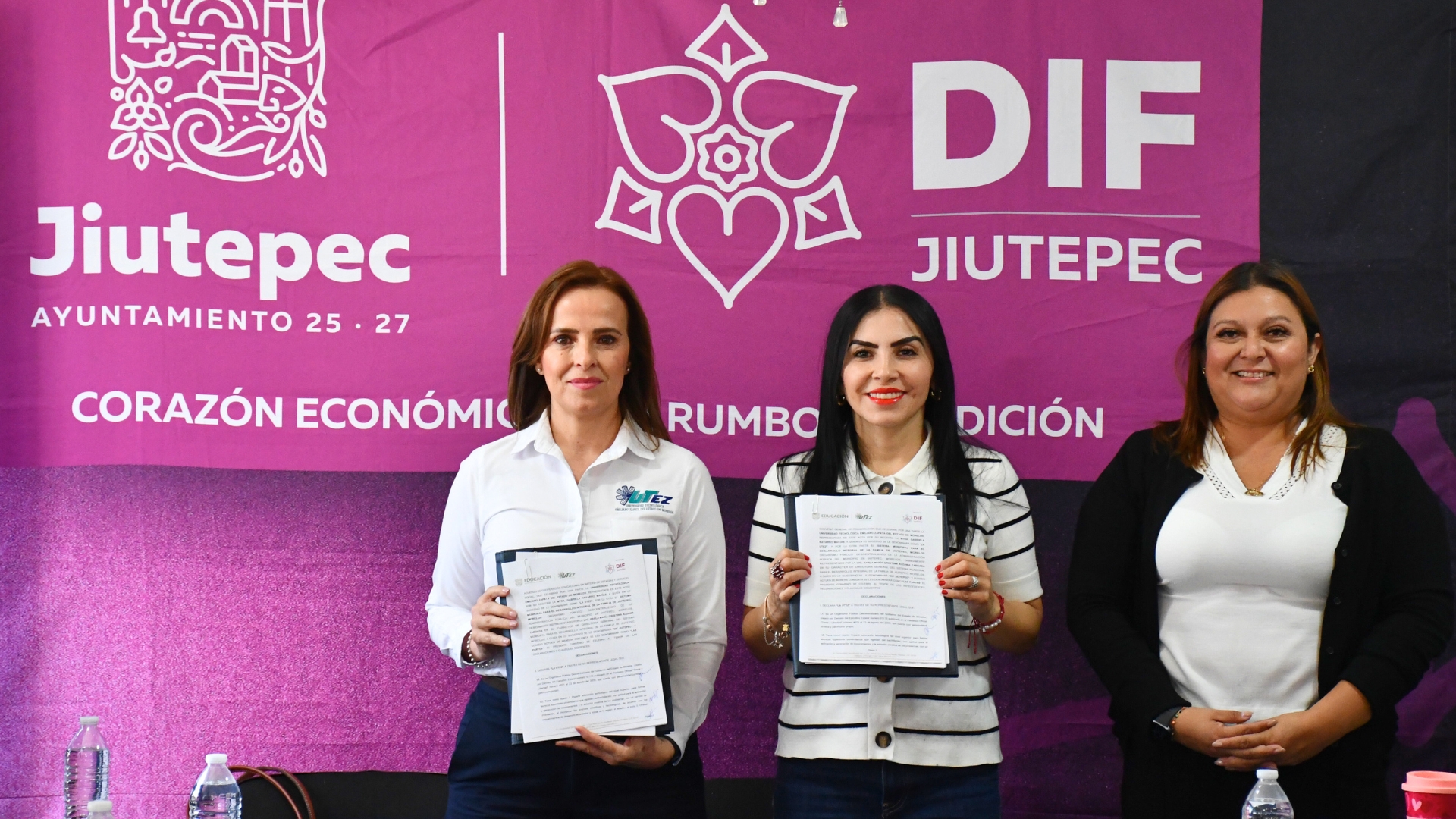 SIGNA UTEZ CONVENIO DE COLABORACIÓN CON EL DIF JIUTEPEC